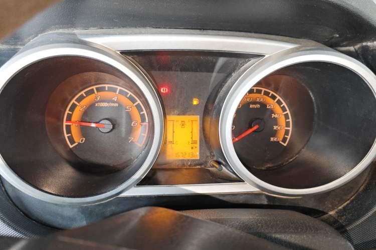 Used CHANGAN KAICHENG Ounuo S 2014 1.5L Base Version Instrument Cluster