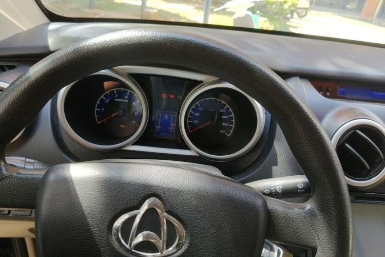 Used CHANGAN KAICHENG Ounuo S 2014 1.5L Base Version Steering Wheel