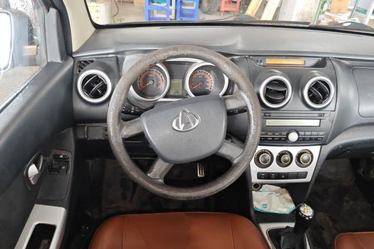 Used CHANGAN KAICHENG Ounuo S 2014 1.5L Base Version Steering Wheel