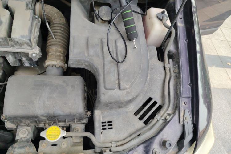 Used CHANGAN KAICHENG Ounuo S 2014 1.5L Luxury Model Engine Bay Left