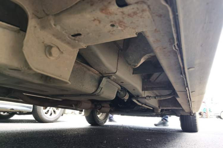 Used CHANGAN KAICHENG Ounuo S 2014 1.5L Elite Model Chassis Rear Right