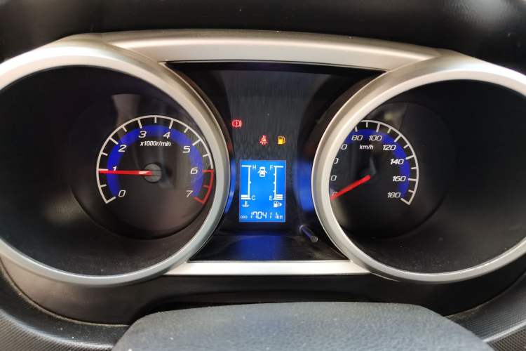 Used CHANGAN KAICHENG Ounuo S 2014 1.5L Elite Model Instrument Cluster