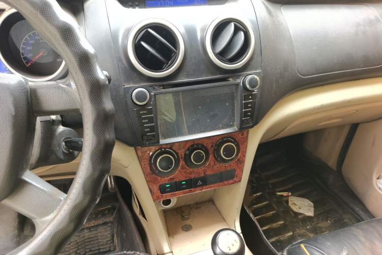 Used CHANGAN KAICHENG Ounuo S 2014 1.3L Base Version Audio And AC Panel