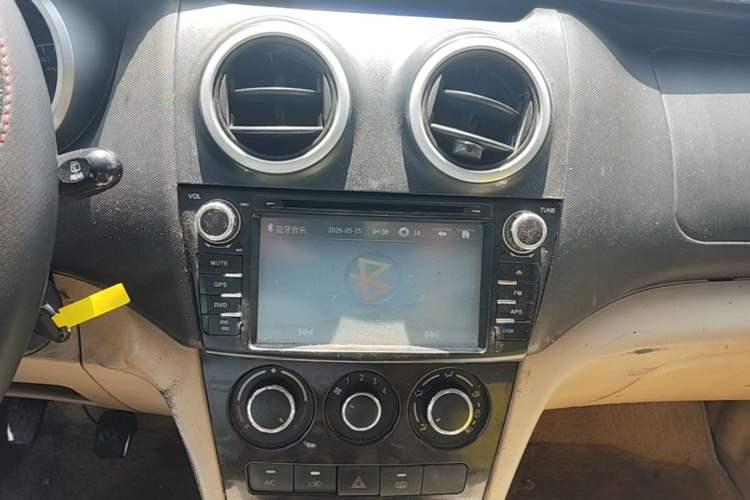 Used CHANGAN KAICHENG Ounuo S 2014 1.5L Luxury Model Audio And AC Panel