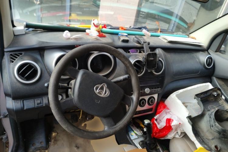 Used CHANGAN KAICHENG Ounuo S 2014 1.5L Base Version Center Console