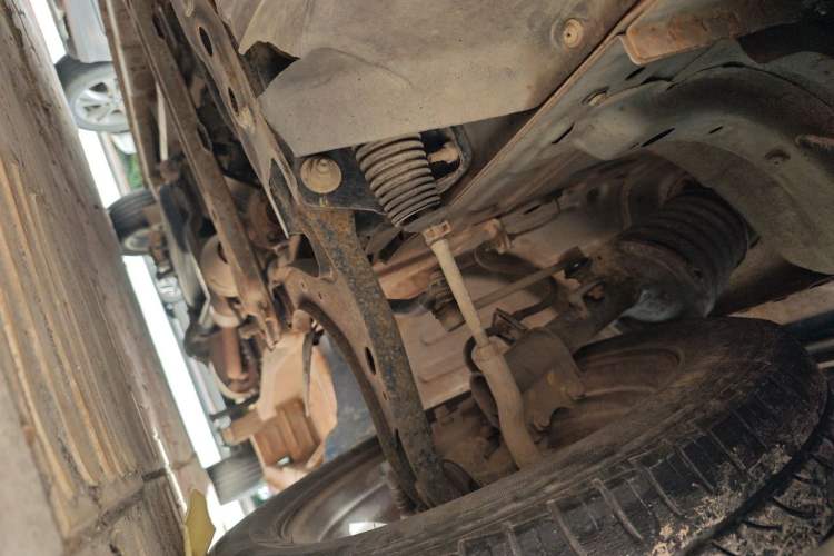 Used CHANGAN KAICHENG Ounuo S 2014 1.5L Base Version Chassis Front