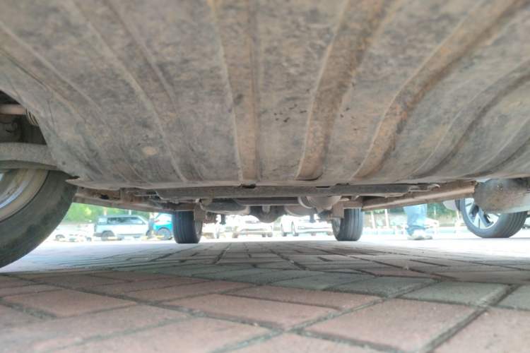Used CHANGAN KAICHENG Ounuo S 2014 1.5L Base Version Chassis Front
