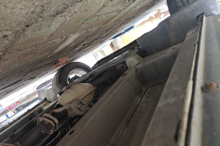 Used CHANGAN KAICHENG Ounuo S 2014 1.5L Base Version Chassis Front Left