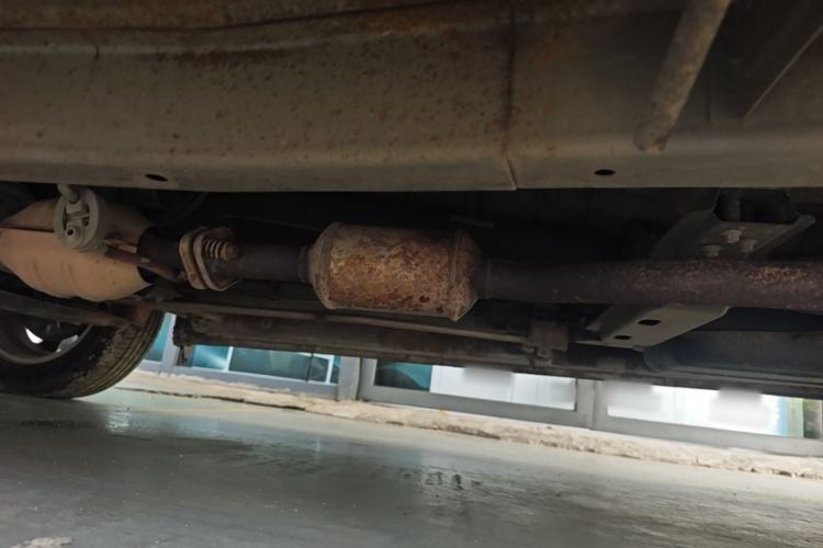 Used CHANGAN KAICHENG Ounuo S 2014 1.5L Base Version Chassis Front Left