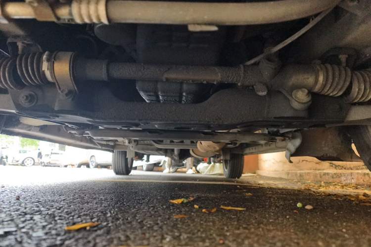 Used CHANGAN KAICHENG Ounuo S 2014 1.5L Base Version Chassis Front