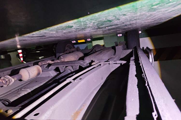 Used CHANGAN KAICHENG Ounuo S 2014 1.5L Base Version Chassis Front Right