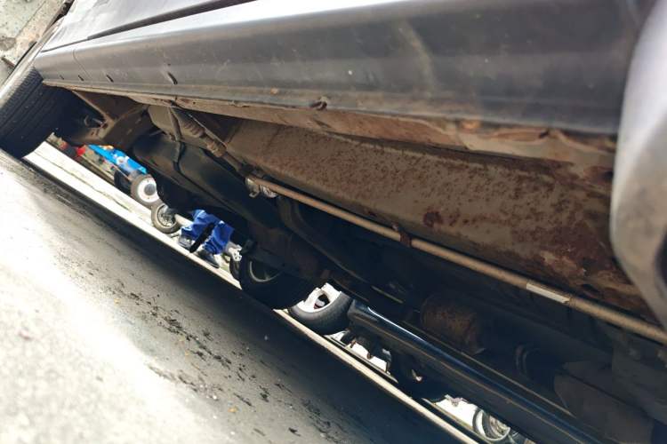 Used CHANGAN KAICHENG Ounuo S 2014 1.5L Elite Model Chassis Front Right