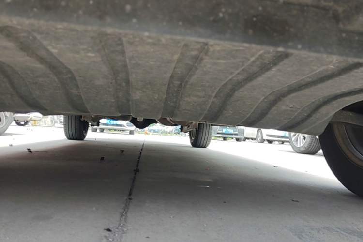 Used CHANGAN KAICHENG Ounuo S 2014 1.5L Luxury Model Chassis Front