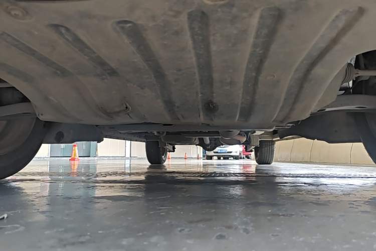 Used CHANGAN KAICHENG Ounuo S 2014 1.5L Elite Model Chassis Front