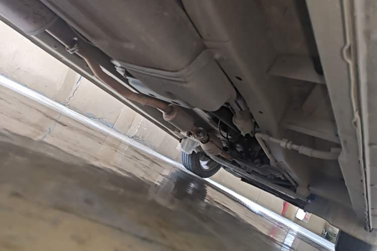 Used CHANGAN KAICHENG Ounuo S 2014 1.5L Elite Model Chassis Rear Right