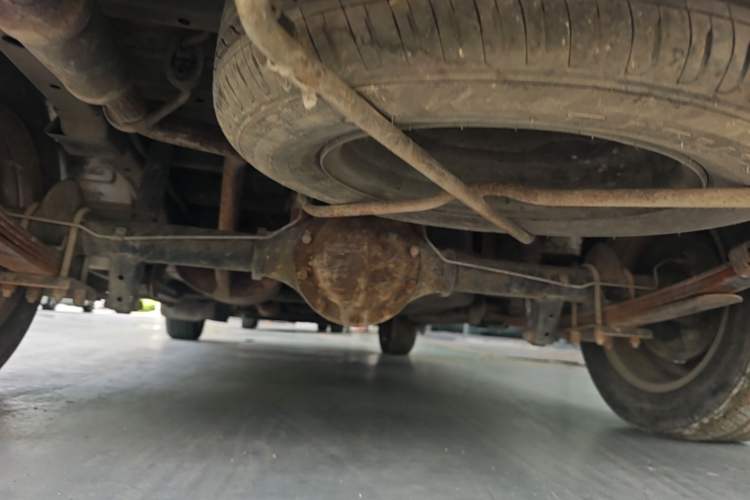 Used CHANGAN KAICHENG Ounuo S 2014 1.5L Base Version Chassis Rear
