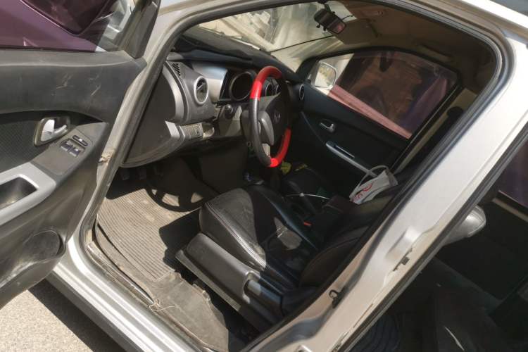 Used CHANGAN KAICHENG Ounuo S 2014 1.5L Base Version Driver Seat