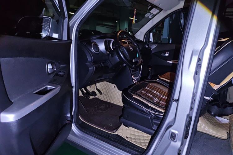 Used CHANGAN KAICHENG Ounuo S 2014 1.5L Base Version Driver Seat