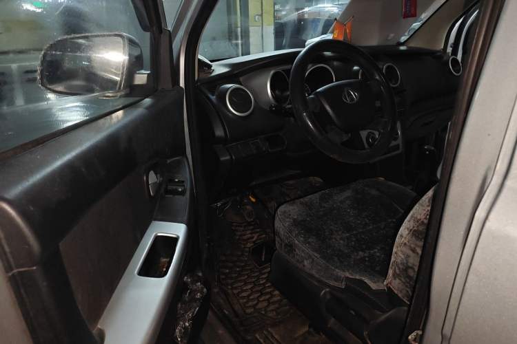 Used CHANGAN KAICHENG Ounuo S 2014 1.3L Happiness Model Driver Seat