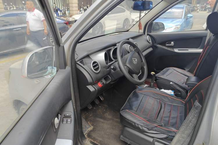 Used CHANGAN KAICHENG Ounuo S 2014 1.3L Happiness Model Driver Seat