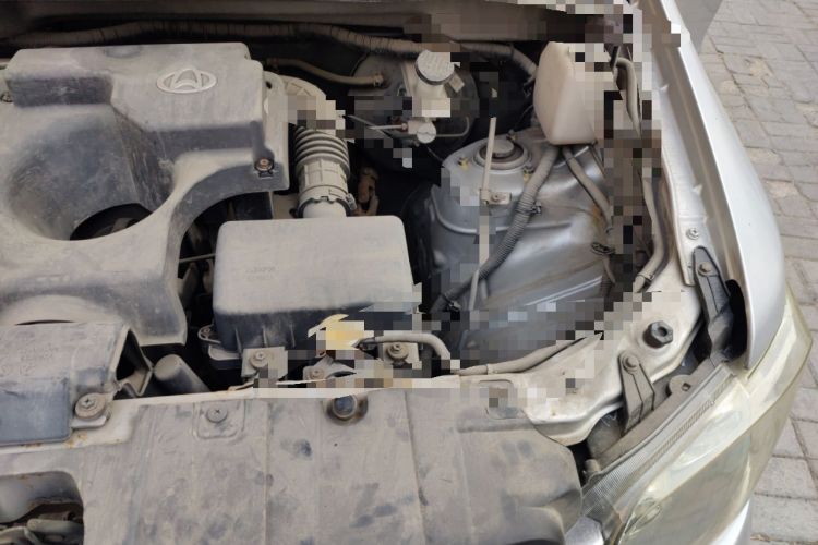 Used CHANGAN KAICHENG Ounuo S 2014 1.5L Base Version Engine Bay Left
