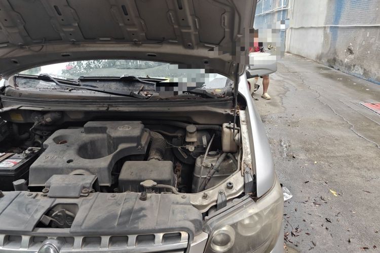 Used CHANGAN KAICHENG Ounuo S 2014 1.5L Base Version Engine Bay Left