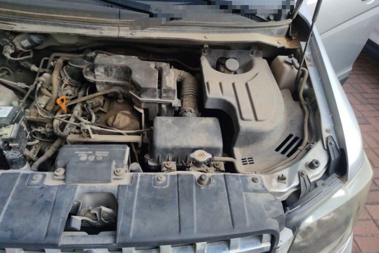 Used CHANGAN KAICHENG Ounuo S 2014 1.5L Base Version Engine Bay Left