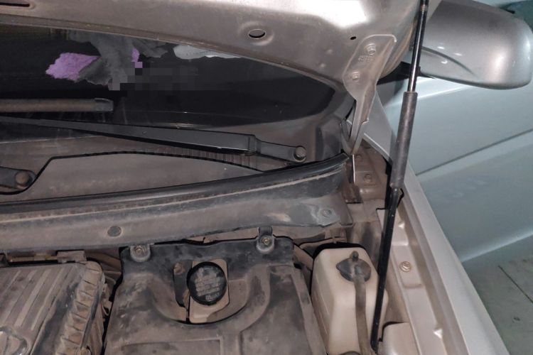 Used CHANGAN KAICHENG Ounuo S 2014 1.3L Base Version Engine Bay Left