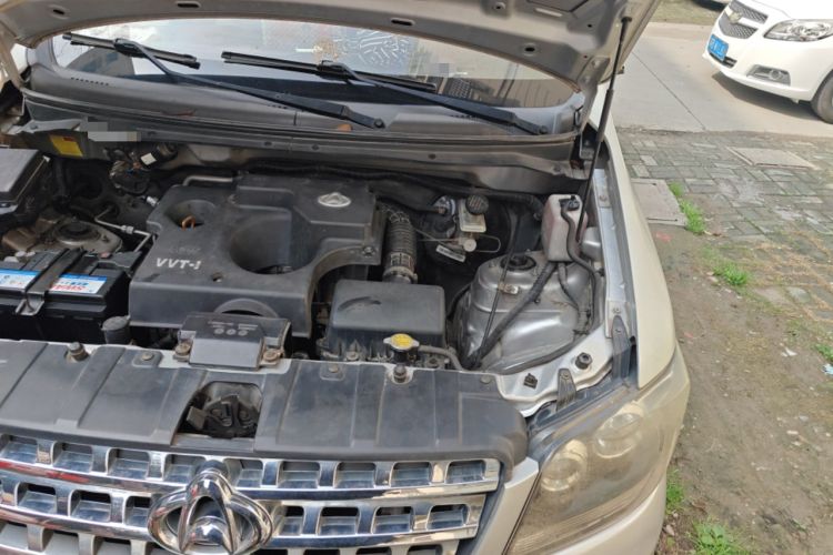 Used CHANGAN KAICHENG Ounuo S 2014 1.5L Base Version Engine Bay Left