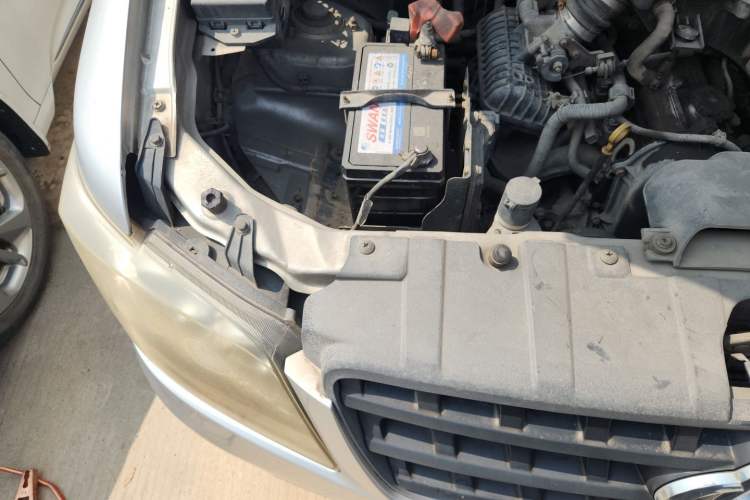Used CHANGAN KAICHENG Ounuo S 2014 1.3L Happiness Model Engine Bay Right