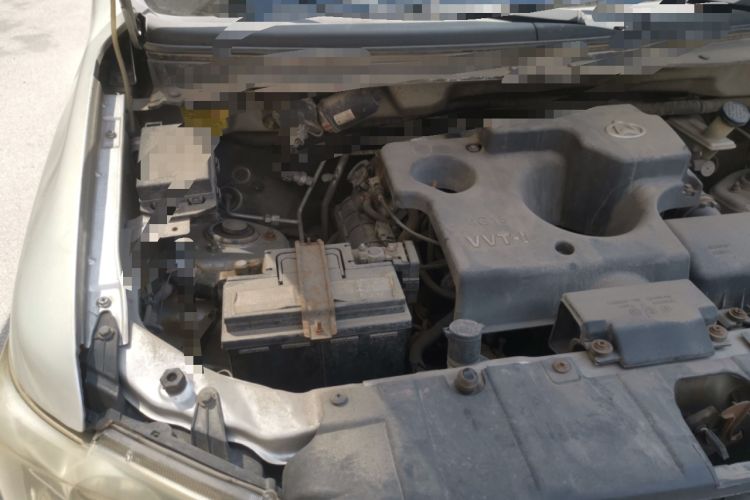 Used CHANGAN KAICHENG Ounuo S 2014 1.5L Base Version Engine Bay Right