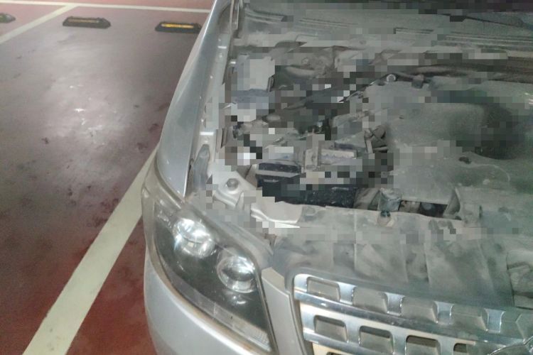 Used CHANGAN KAICHENG Ounuo S 2014 1.5L Base Version Engine Bay Right