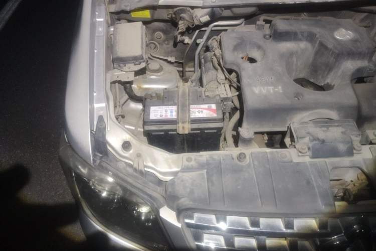 Used CHANGAN KAICHENG Ounuo S 2014 1.5L Base Version Engine Bay Right
