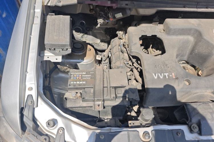 Used CHANGAN KAICHENG Ounuo S 2014 1.5L Base Version Engine Bay Right