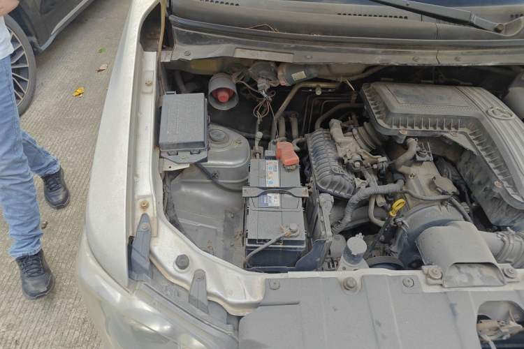 Used CHANGAN KAICHENG Ounuo S 2014 1.3L Happiness Model Engine Bay Right