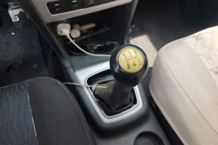 Used CHANGAN KAICHENG Ounuo S 2014 1.3L Happiness Model Gear Lever