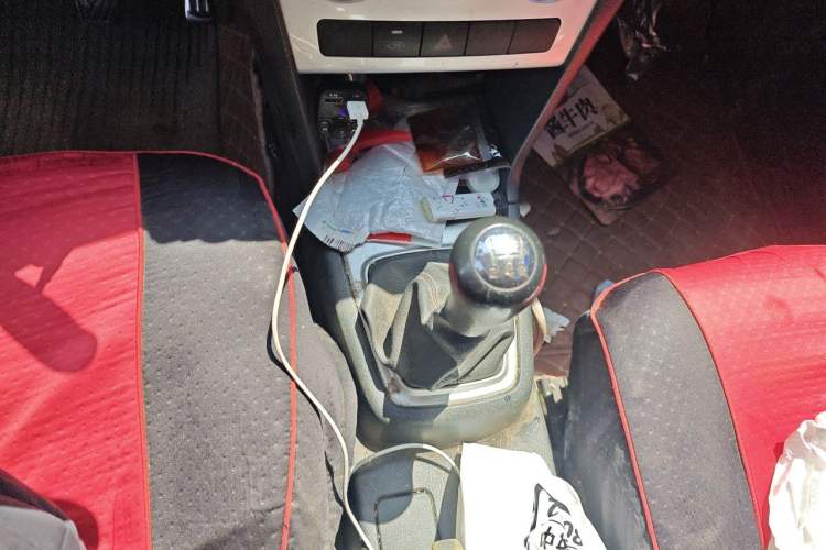 Used CHANGAN KAICHENG Ounuo S 2014 1.5L Base Version Gear Lever