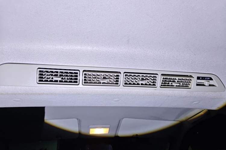 Used CHANGAN KAICHENG Ounuo S 2014 1.5L Base Version Headliner