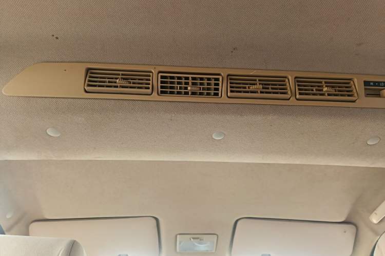 Used CHANGAN KAICHENG Ounuo S 2014 1.5L Base Version Headliner