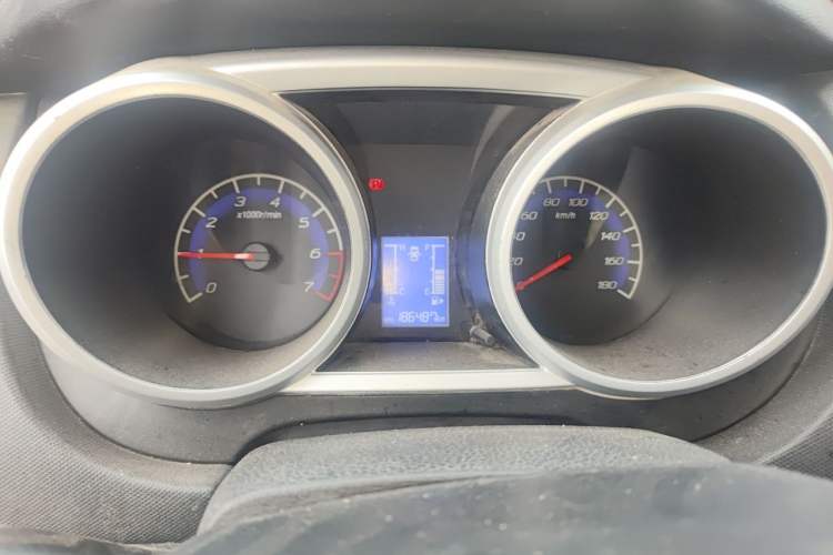 Used CHANGAN KAICHENG Ounuo S 2014 1.3L Base Version Instrument Cluster