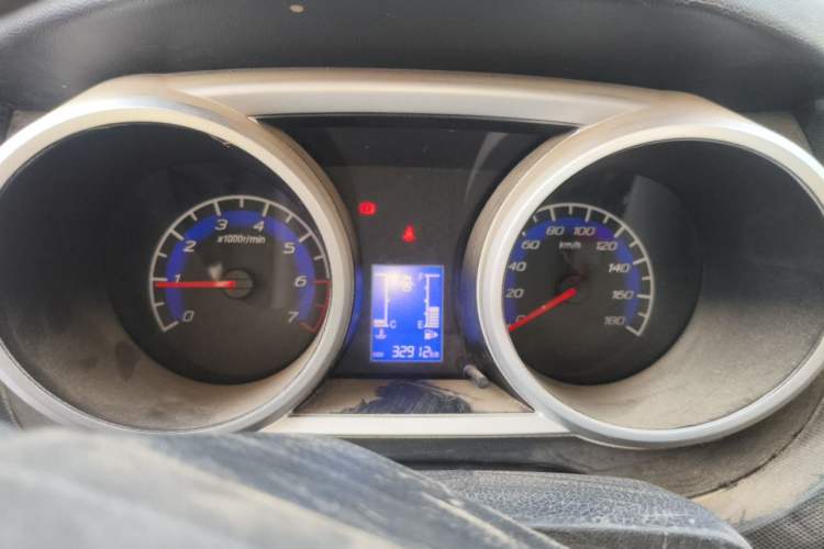 Used CHANGAN KAICHENG Ounuo S 2014 1.5L Base Version Instrument Cluster