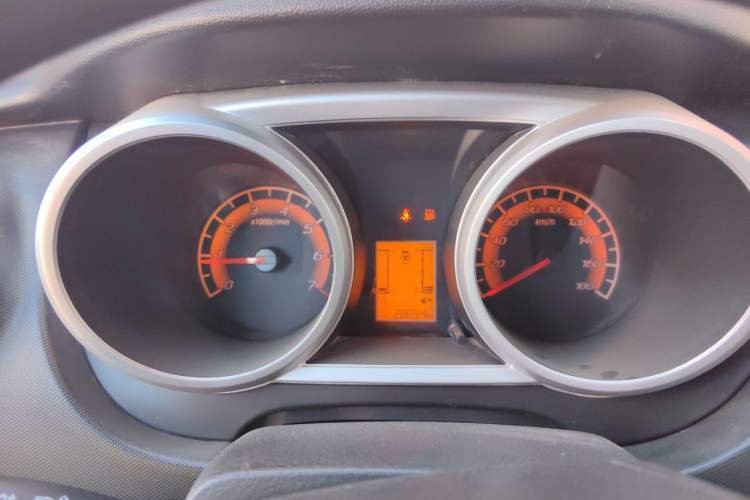 Used CHANGAN KAICHENG Ounuo S 2014 1.5L Base Version Instrument Cluster
