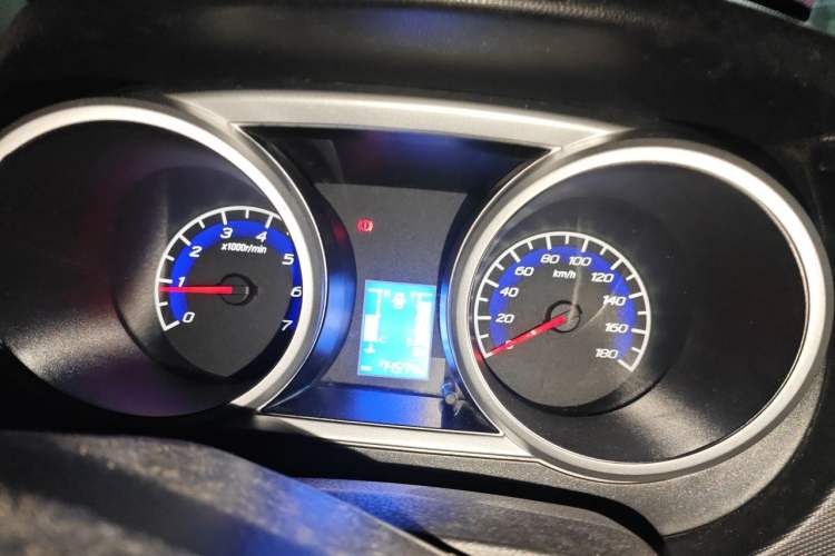 Used CHANGAN KAICHENG Ounuo S 2014 1.3L Base Version Instrument Cluster