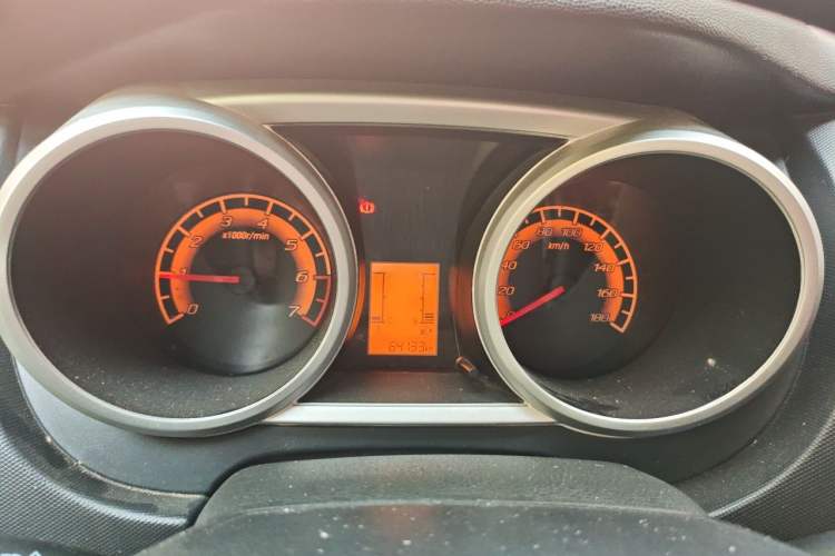 Used CHANGAN KAICHENG Ounuo S 2014 1.5L Base Version Instrument Cluster