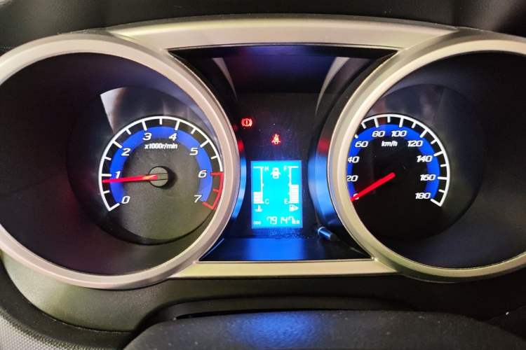 Used CHANGAN KAICHENG Ounuo S 2014 1.5L Elite Model Instrument Cluster