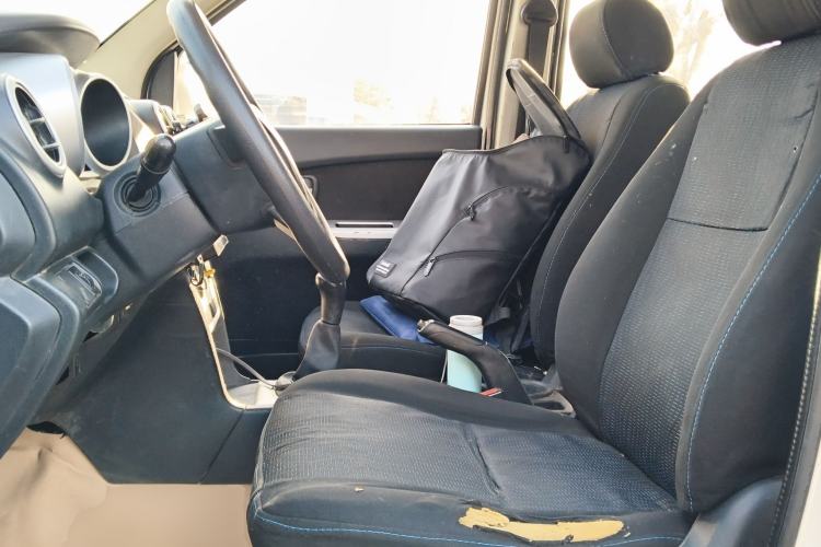 Used CHANGAN KAICHENG Ounuo S 2014 1.3L Happiness Model Left Front Seat