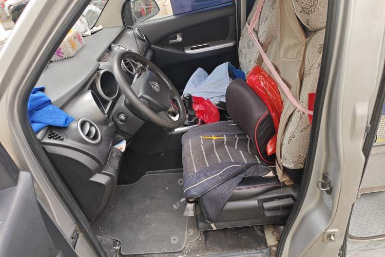 Used CHANGAN KAICHENG Ounuo S 2014 1.5L Base Version Left Front Seat