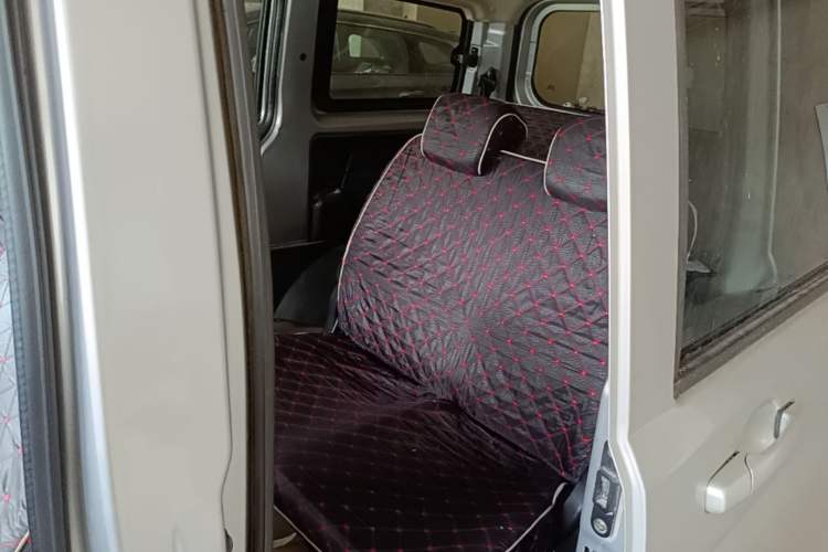 Used CHANGAN KAICHENG Ounuo S 2014 1.3L Happiness Model Left Rear Seat