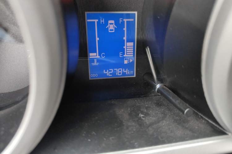 Used CHANGAN KAICHENG Ounuo S 2014 1.5L Elite Model Odometer Close Up