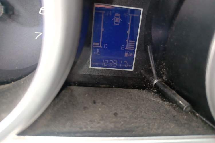 Used CHANGAN KAICHENG Ounuo S 2014 1.5L Base Version Odometer Close Up